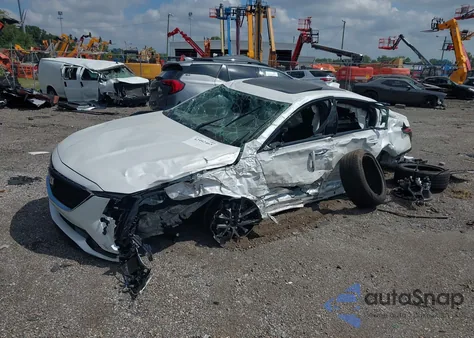 2025 Cadillac Ct5 Sport Rwd z USA, uszkodzony, nr VIN 1G6DU5RK8S0117497